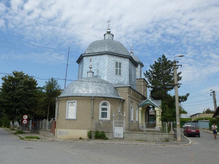 Храм Троицы Живоначальной РДЦ. Тульча