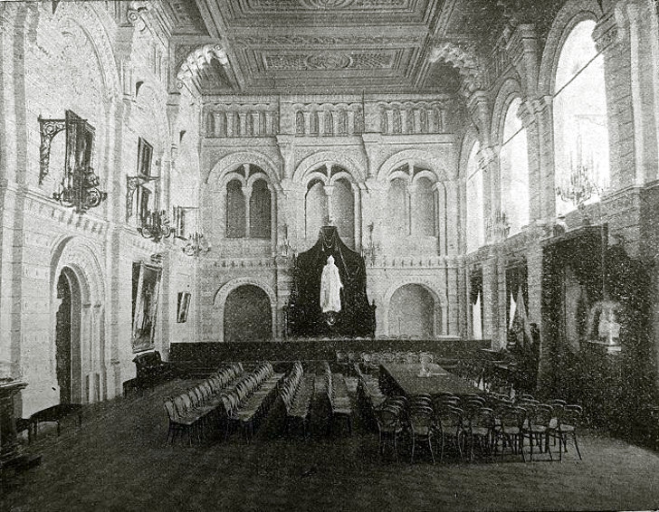 Зал заседаний Московской городской Думы. Фото 1908 года.
