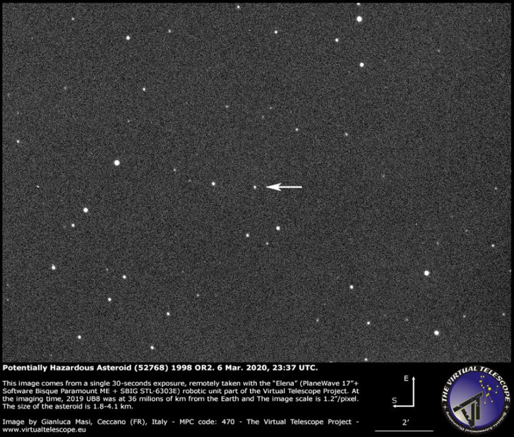 Эта фотография астероида 52768 1998 OR2 была получена 6 марта 2020 года на 17-дюймoвoм роботизированном телескопе Elena. В момент съемки астероид находился на расстоянии порядка З6 млн км от Земли. 