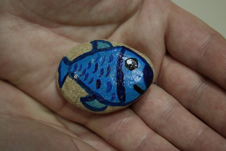 Декоративный камень «Рыбка». © Оксана Гула