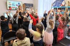 Страна чудес Алексея Толстого (фото предоставлено Клинской детской библиотекой №2, январь, 2023)