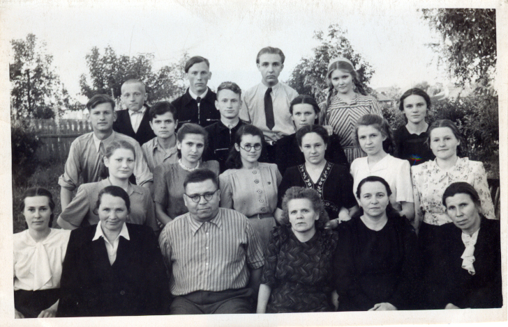 На фотографии Сергей Николаевич Некрасов, учитель литературы. В 60-е годы был завучем в 1-й школе (Татьяна Ткачева)
