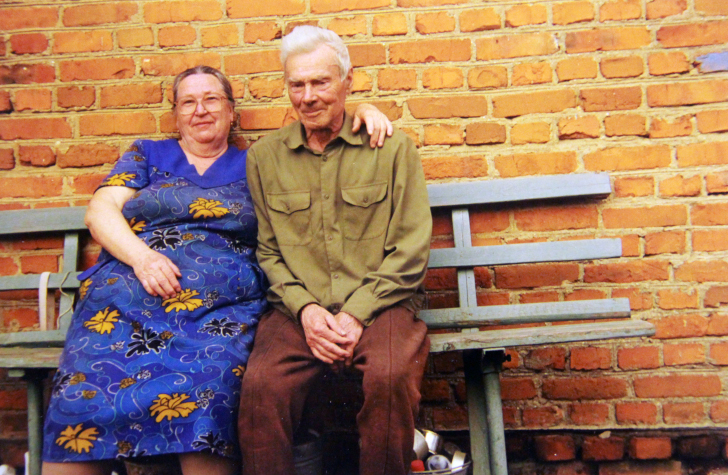 Дочь Кашаева (Григорьева) Зинаида Амплевна со своим мужем Кашаевым