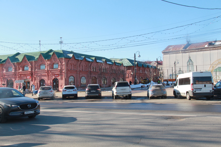 Долгоруковская (Советская) площадь и торговые ряды