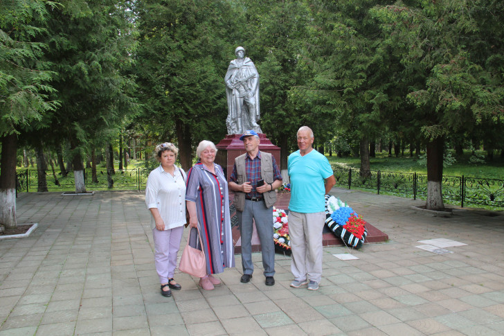Высоковск мемориал в парке Берёзовый