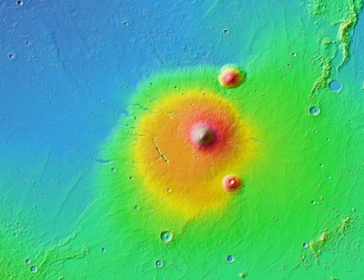 Топографическая карта Элизия и его окрестностей, полученная с помощью зонда Mars Global Surveyor (NASA). В центре находится щитовой вулкан гора Элизий, выше - вулкан купол Гекаты, ниже – вулкан купол Альбор.