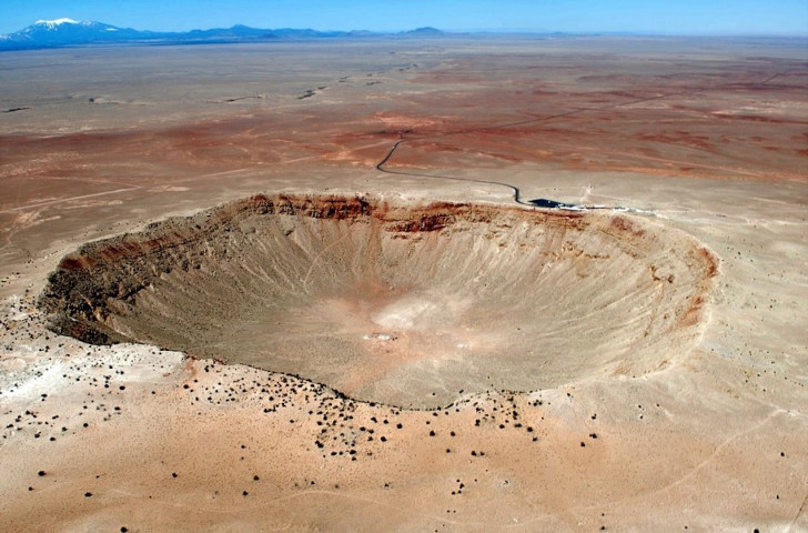 США, штат Аризона, кратер Бэрринджера.