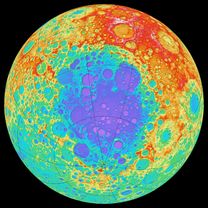  Кратер Бассейн Южный полюс — Эйткен. Карта высот, основанная на данных КА Lunar Reconnaissance Orbiter (NASA), 2009 г. Красное – возвышенности, синее – низменности. 