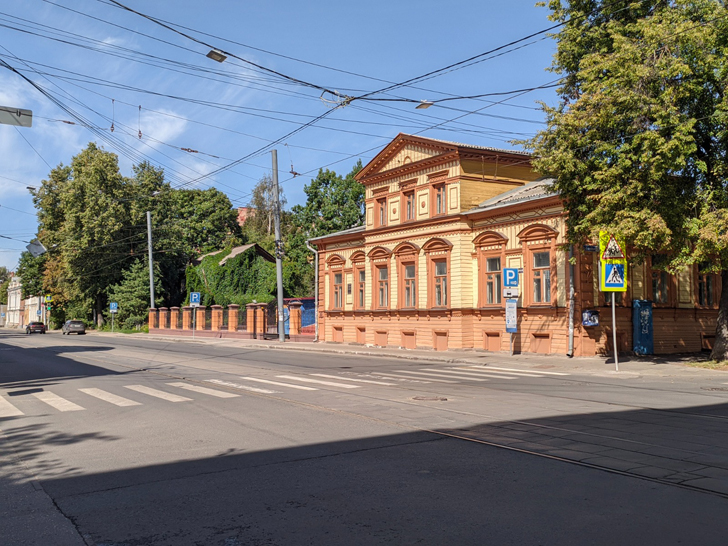 Историческая архитектура в Нижнем Новгороде (фото Олег Д., август, 2022)