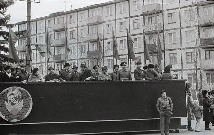 г.Клин, ул.Гагарина, Демострация (фото из архива В.Кузьмина)