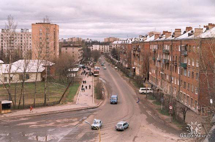 г.Клин, ул.Гагарина, около школы №4 (фото из архива В.Кузьмина)