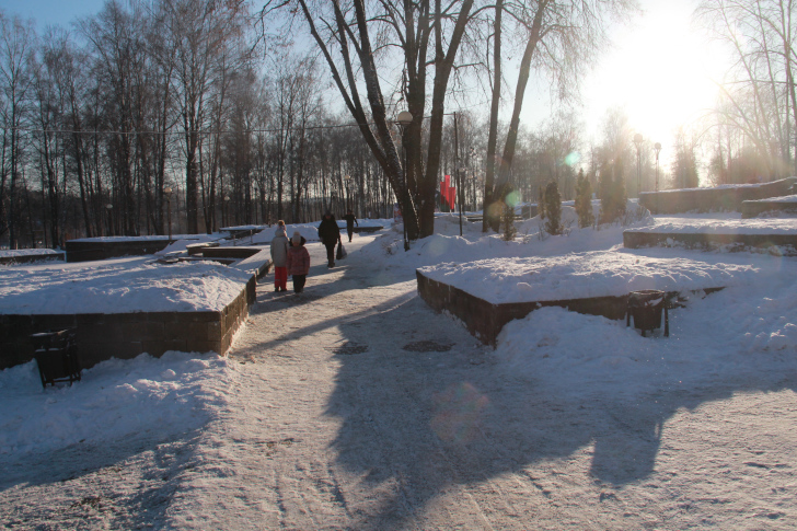 г.Клин, парк «Вальс цветов» (фото В.Кузьмин, январь, 2023)