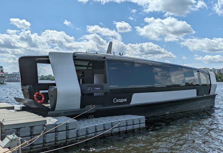Прогулка на аквабусе (фото Олег Д., г.Москва, июль, 2023)