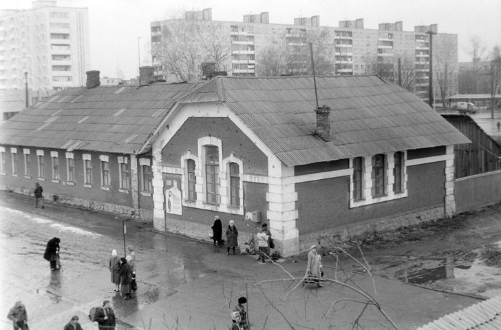 33 Сохранённый фасад железнодорожнойказармы середина XIX века-1