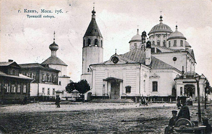 4 Троицкий храм (1802 – 1836 годы), Советская площадь