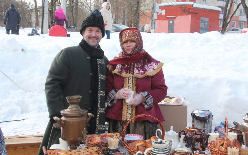 Праздник «Самоварное настроение», г.Клин, Сестрорецкий парк (фото В.Кузьмин, февраль, 2022)