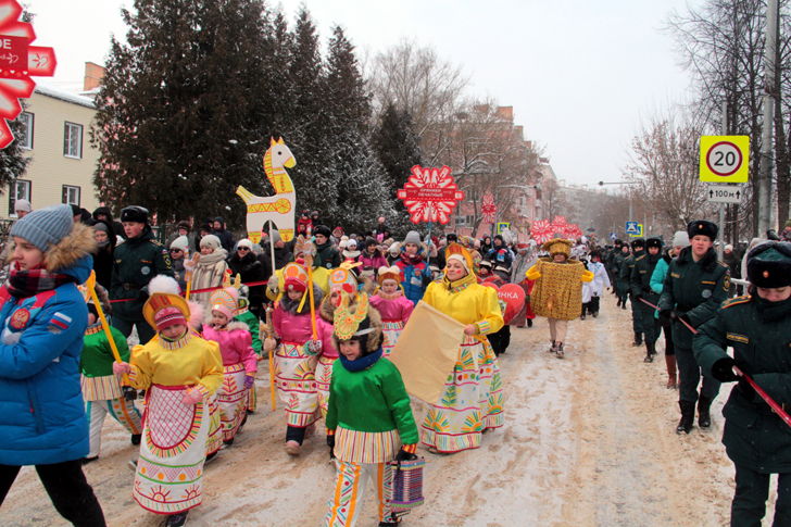 Дед Мороз на клинском, сказочном карнавале (фото В.Кузьмин, декабрь, 2021)