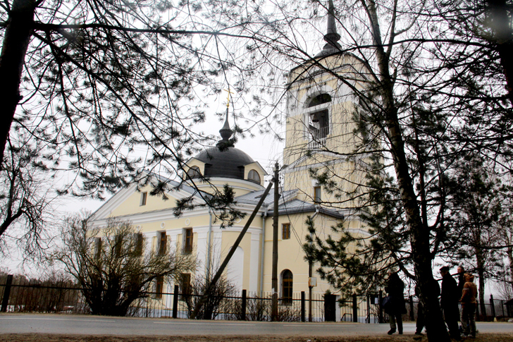 Церковь в честь Преображения Господня (Клинский район, поселок Нудоль, фото В.Кузьмин, апрель, 2022)