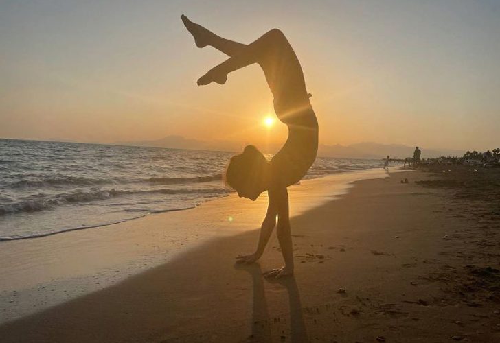 На берегу моря. Турция (Фото из архива Софии Курносовой)