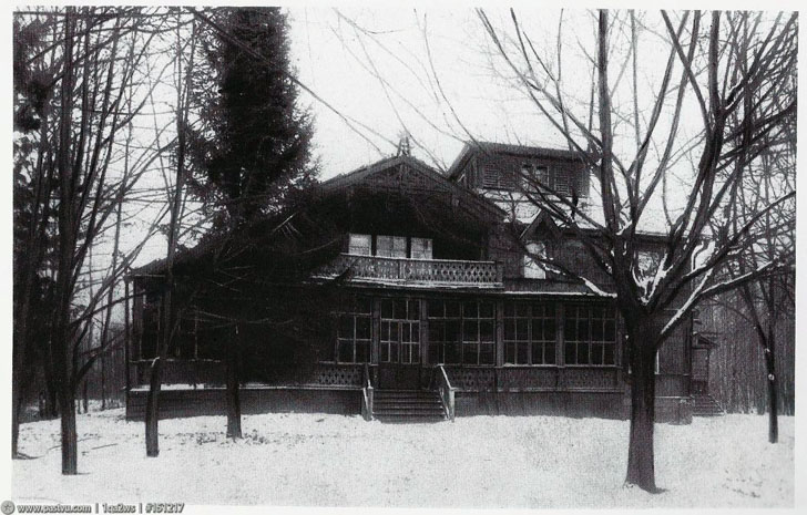 Флигель в Майданове, в котором жил Чайковский (Фото из архива В.Кузьмина)