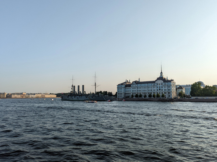 Санкт-Петербург, крейсер «Аврора»  (фото Олег Д., август, 2022)