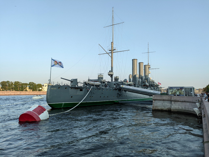 Санкт-Петербург, крейсер «Аврора»  (фото Олег Д., август, 2022)