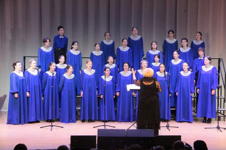 В концертном зале Клинской детской школе искусств завершился V осенний хоровой биеннале (фото В.Кузьмин, ноябрь, 2023)