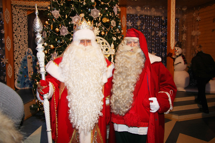 Российский Дед Мороз и Санта Клаус Лапландский. Поездка к Деду Морозу в Великий Устюг (фото В.Кузьмин, 2011 год)