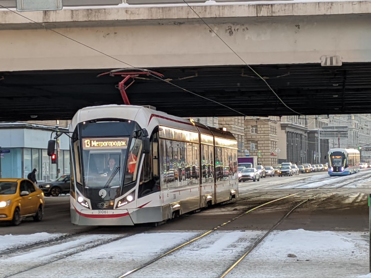 Трамвай (фото Олег Д., январь, 2024)