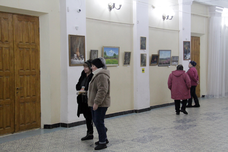 Персональная выставка Надежды Родионовой в клубе «Майдановский» (фото В.Кузьмин, январь, 2024)
