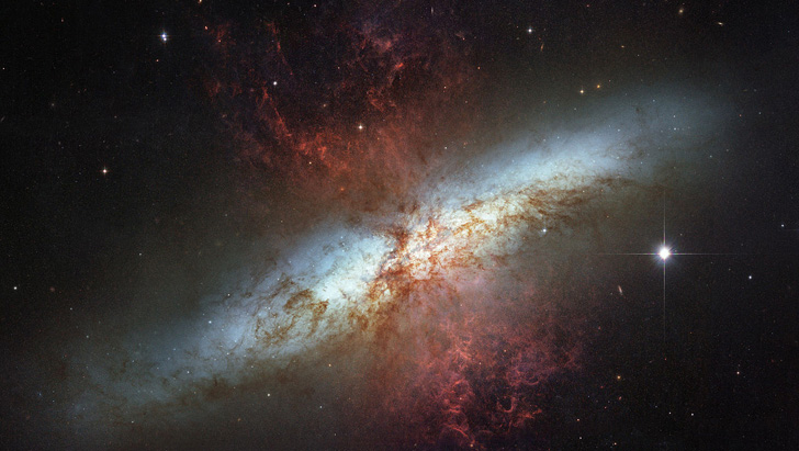 Снимок галактики Messier 82, полученный космическим телескопом «Hubble». Credit: NASA, ESA and the Hubble Heritage Team