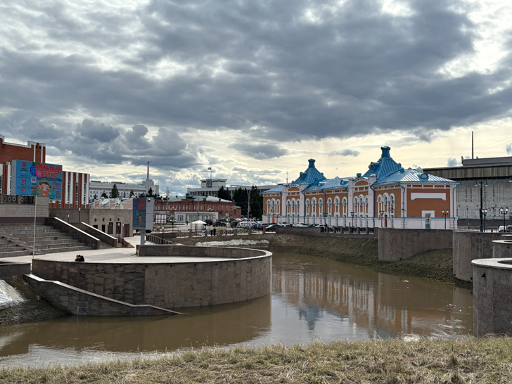 Город Томск (фото Олег Д., апрель, 2024)
