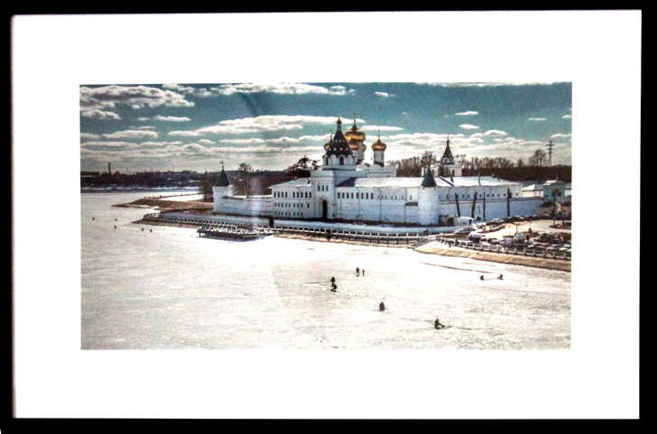Весенняя фотовыставка в КДЦ города Высоковск (фото В.Кузьмин, май, 2024)