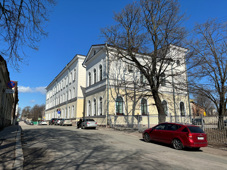 Ленинградская область, город Выборг (фото Олег Д., апрель, 2024)