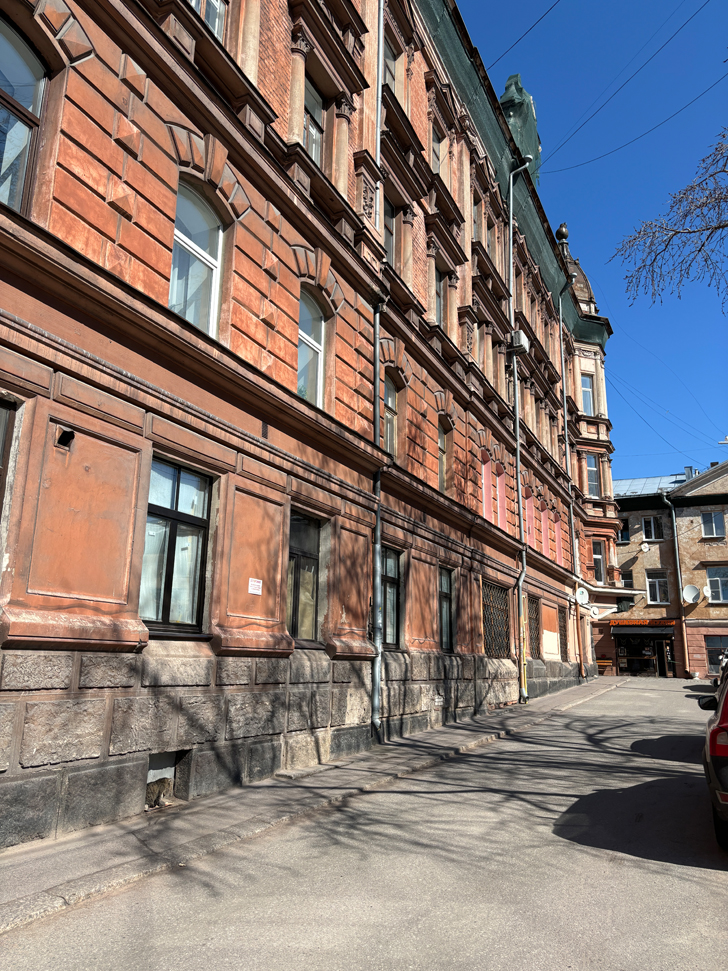 Ленинградская область, город Выборг (фото Олег Д., апрель, 2024)