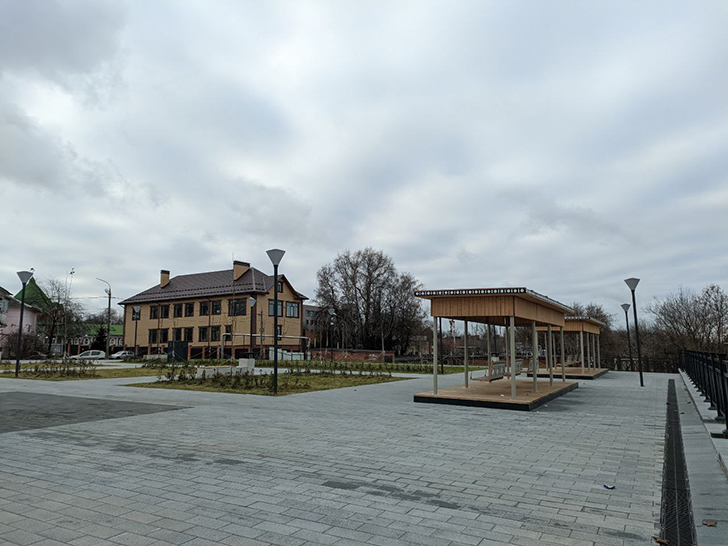 Г.Клин, сквер «Купеческий» (фото Олег Д., ноябрь, 2024)