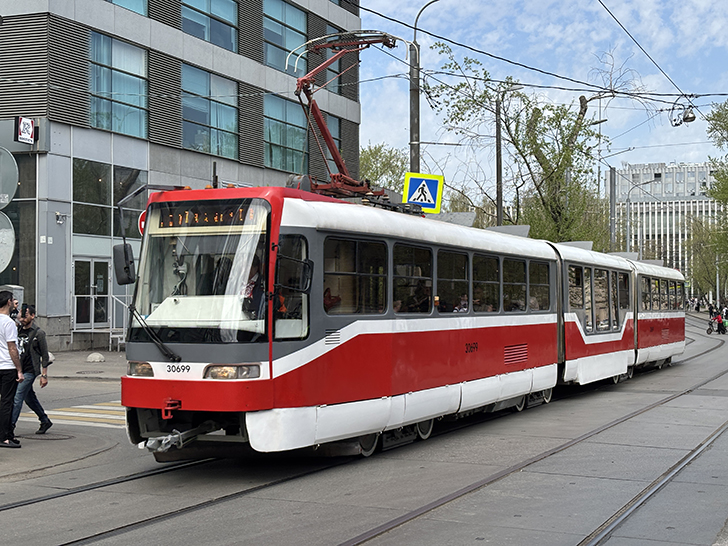 Фото Олег Д. (Москва, апрель, 2025)