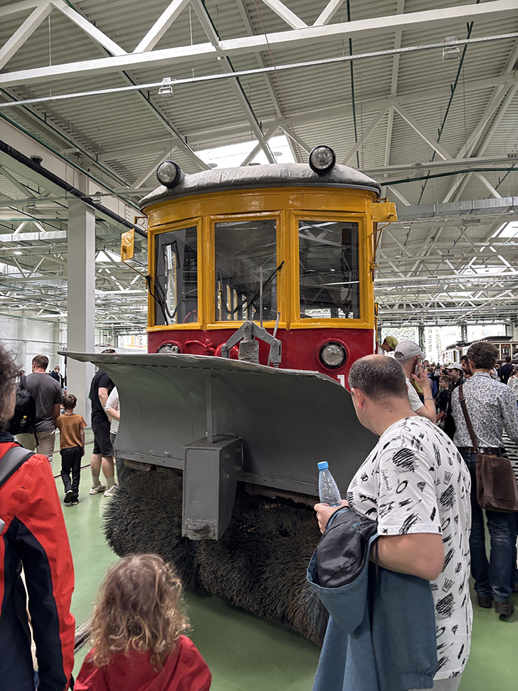 Фото Олег Д. (Москва, апрель, 2025)