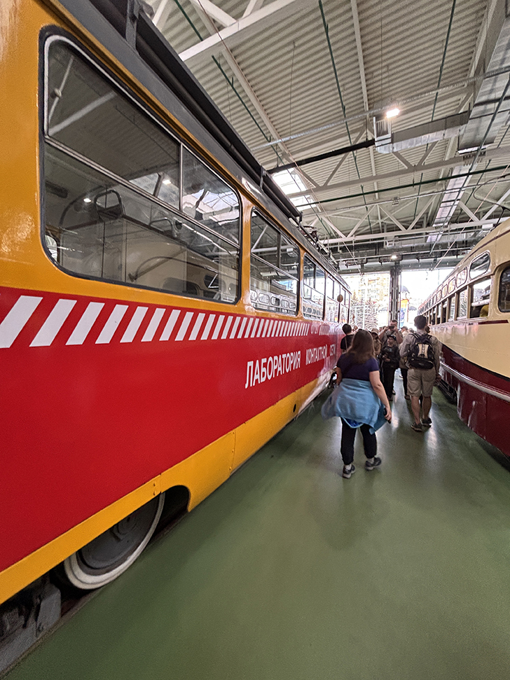 Фото Олег Д. (Москва, апрель, 2025)