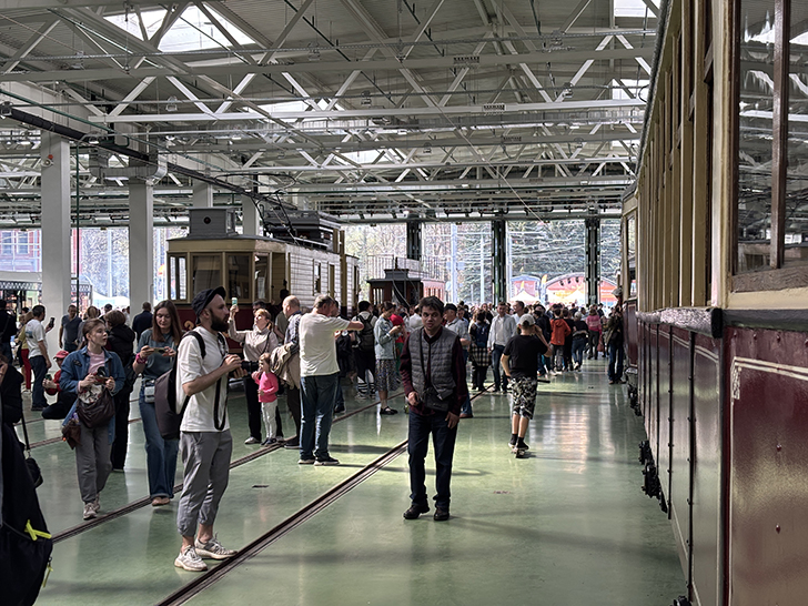 Фото Олег Д. (Москва, апрель, 2025)