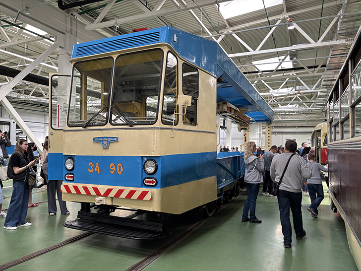 Фото Олег Д. (Москва, апрель, 2025)