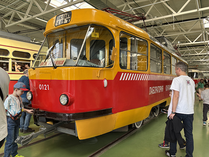 Фото Олег Д. (Москва, апрель, 2025)