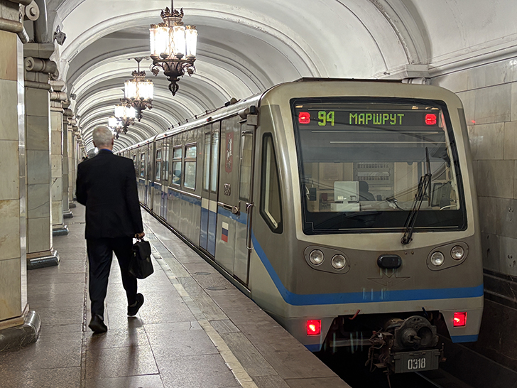 Парад поездов на кольцевой линии (фото Олег Д., Москва, 2025)