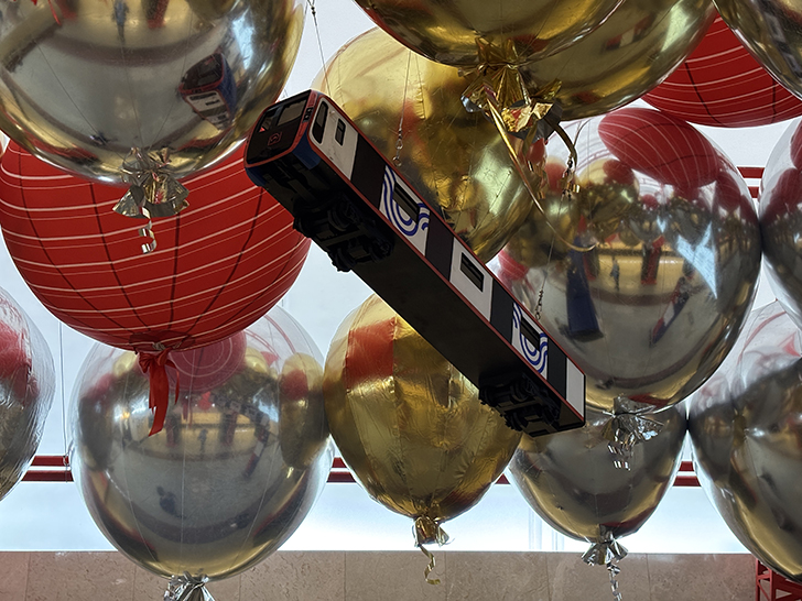 Украшенная станция Трубная (фото Олег Д., Москва, май, 2025)