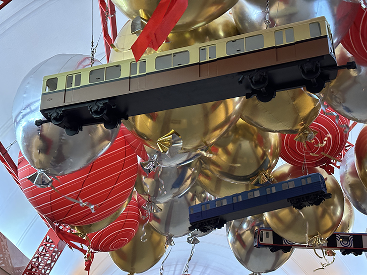 Украшенная станция Трубная (фото Олег Д., Москва, май, 2025)