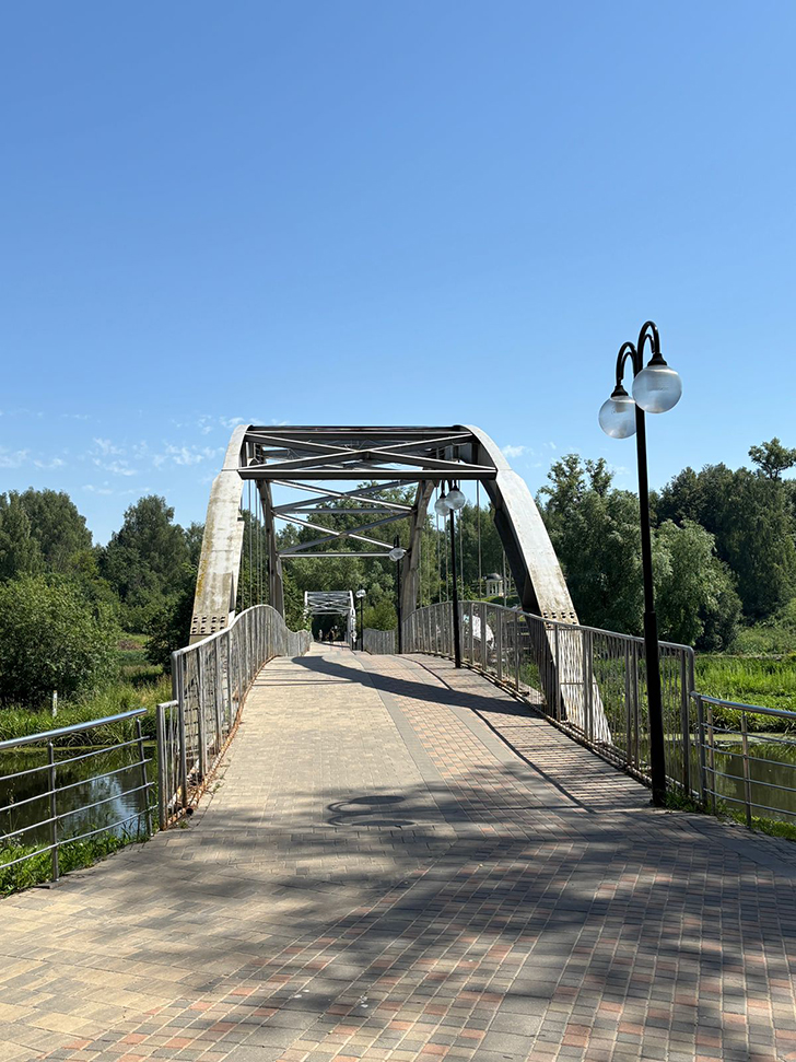 Город Клин, парк культуры и отдыха «Сестнорецкий» (фото Олег Д., июль, 2025)