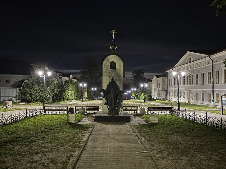 Рассвет в Калязине (фото Олег Д., июль, 2025)