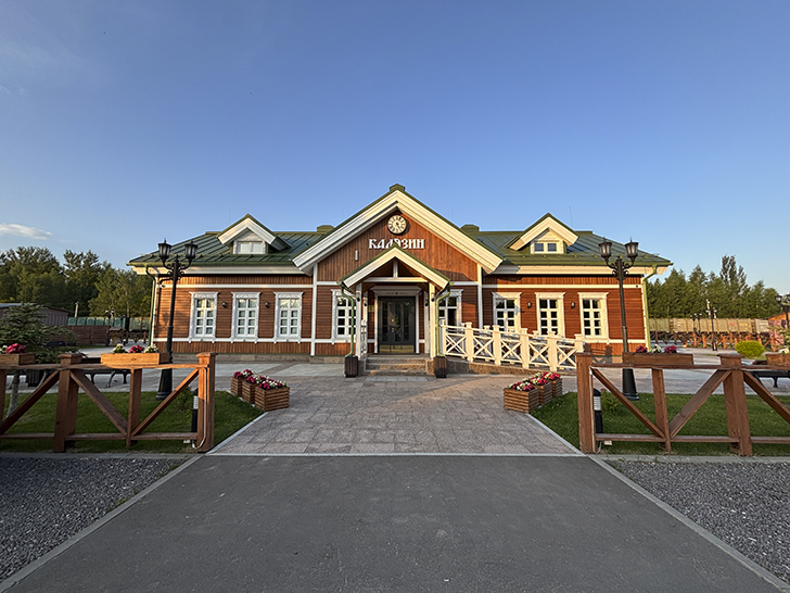 Рассвет в Калязине (фото Олег Д., июль, 2025)