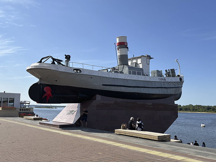 Прогулка по Нижне-Волжской набережной в Нижнем Новгороде (июль, 2025)