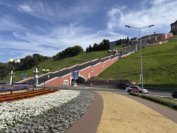Прогулка по Нижне-Волжской набережной в Нижнем Новгороде (июль, 2025)